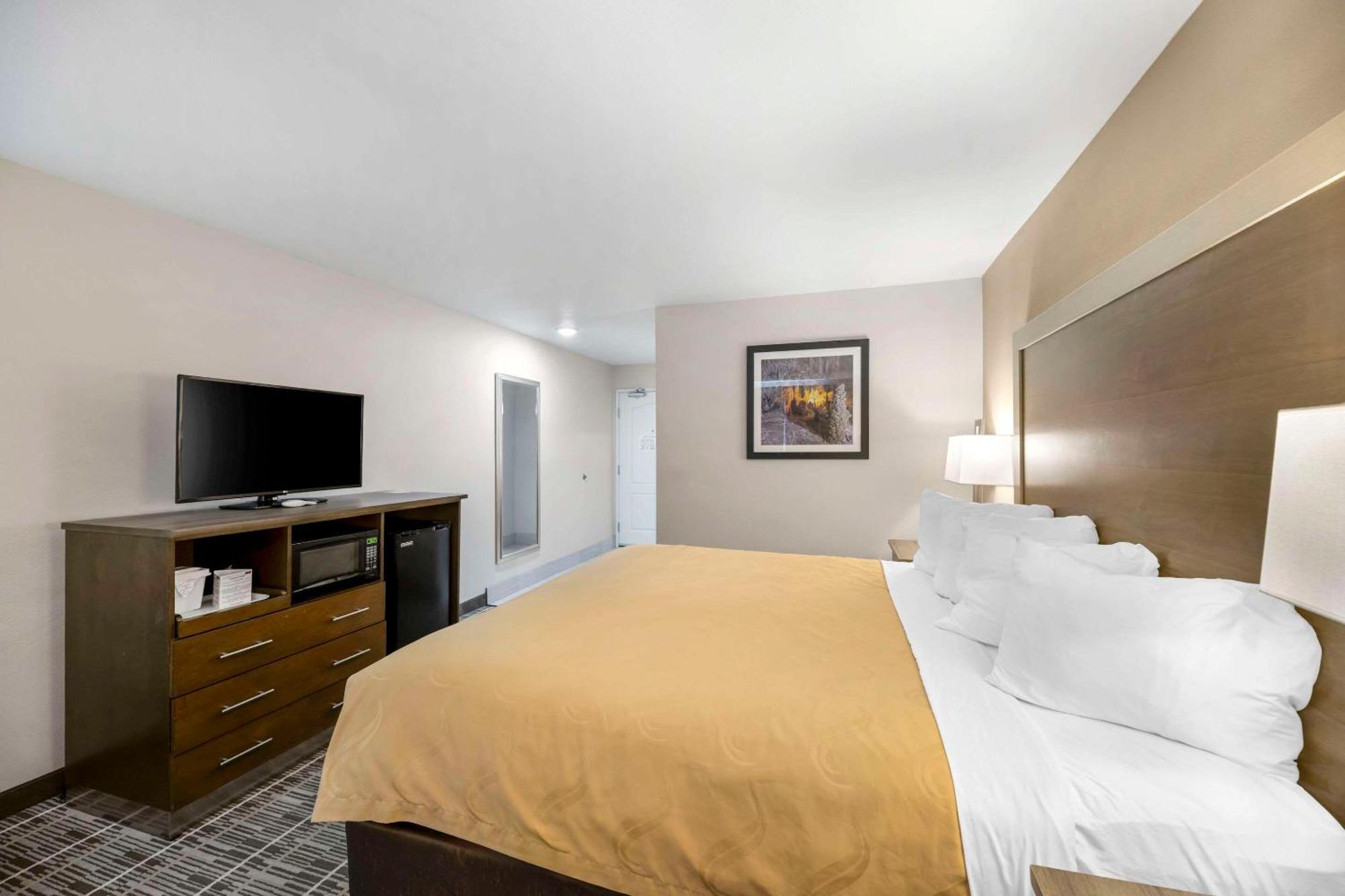 Quality Inn & Suites Carlsbad Caverns Area Exteriér fotografie